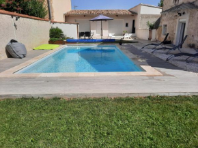 Studio moderne proche centre village